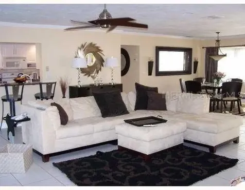 3947 De Foe Square Sarasota FL 34241