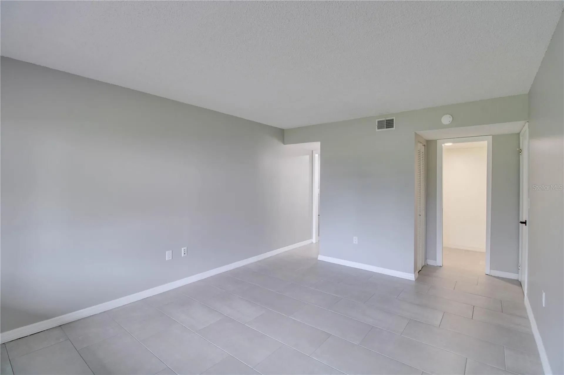 1054 Lotus Cove Court Altamonte Springs FL 32714