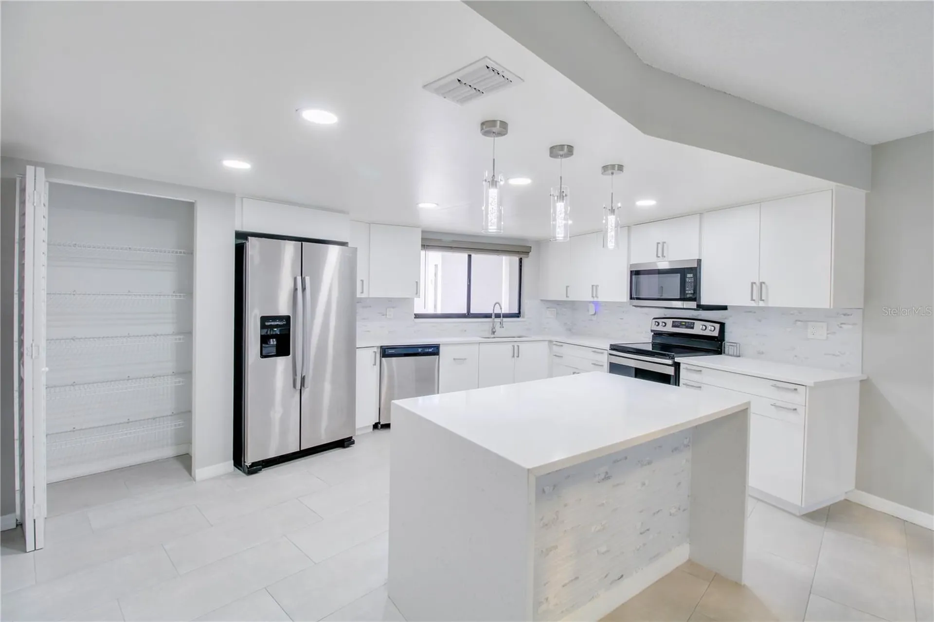 1054 Lotus Cove Court Altamonte Springs FL 32714