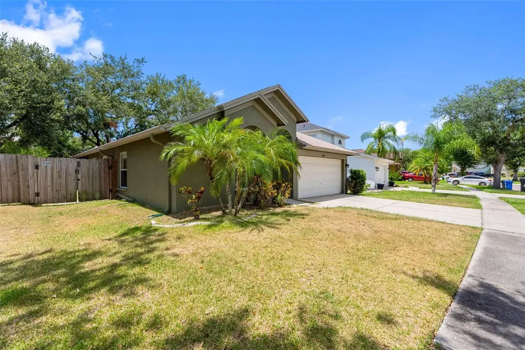 1534 Scotch Pine Drive Brandon FL 33511