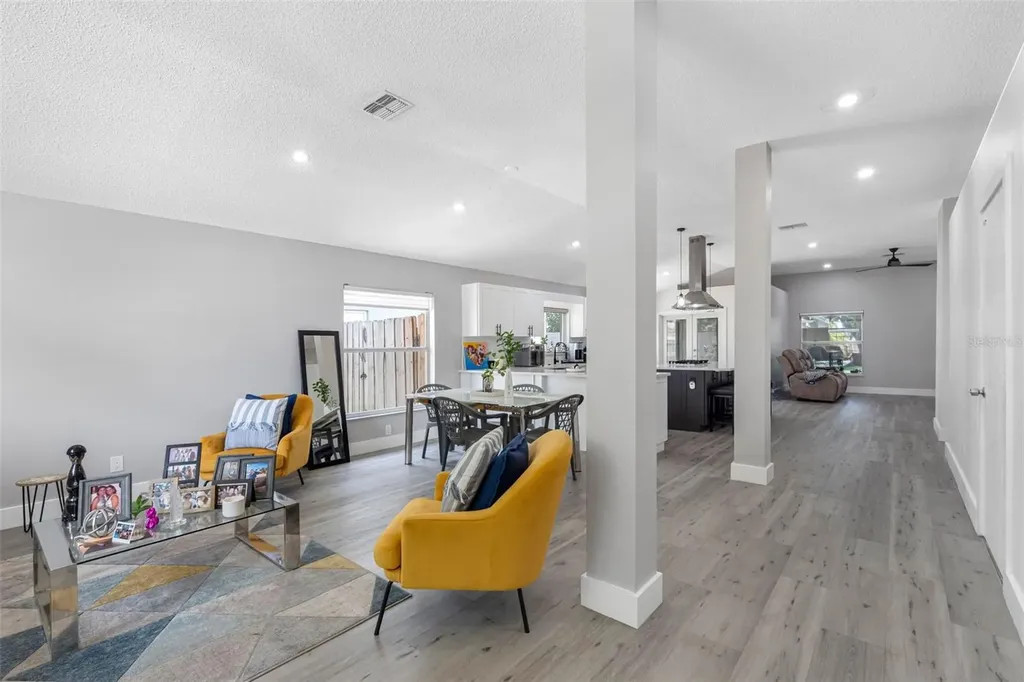 1534 Scotch Pine Drive Brandon FL 33511