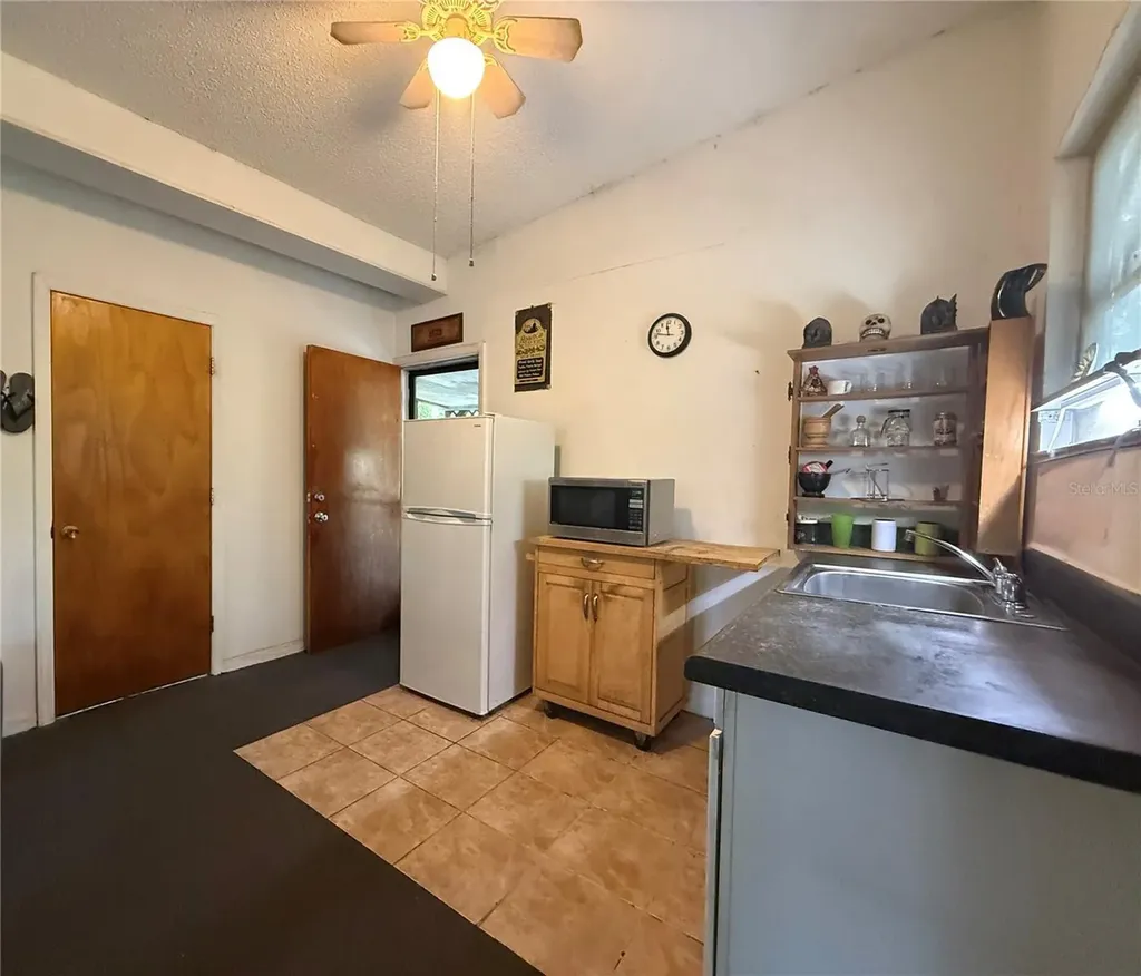 23946 Indigo Road Astor FL 32102