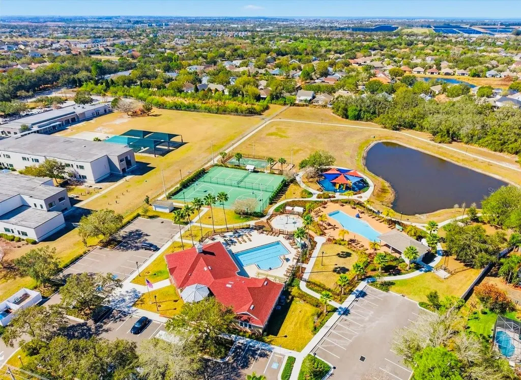 6801 Cambridge Park Drive Apollo Beach FL 33572