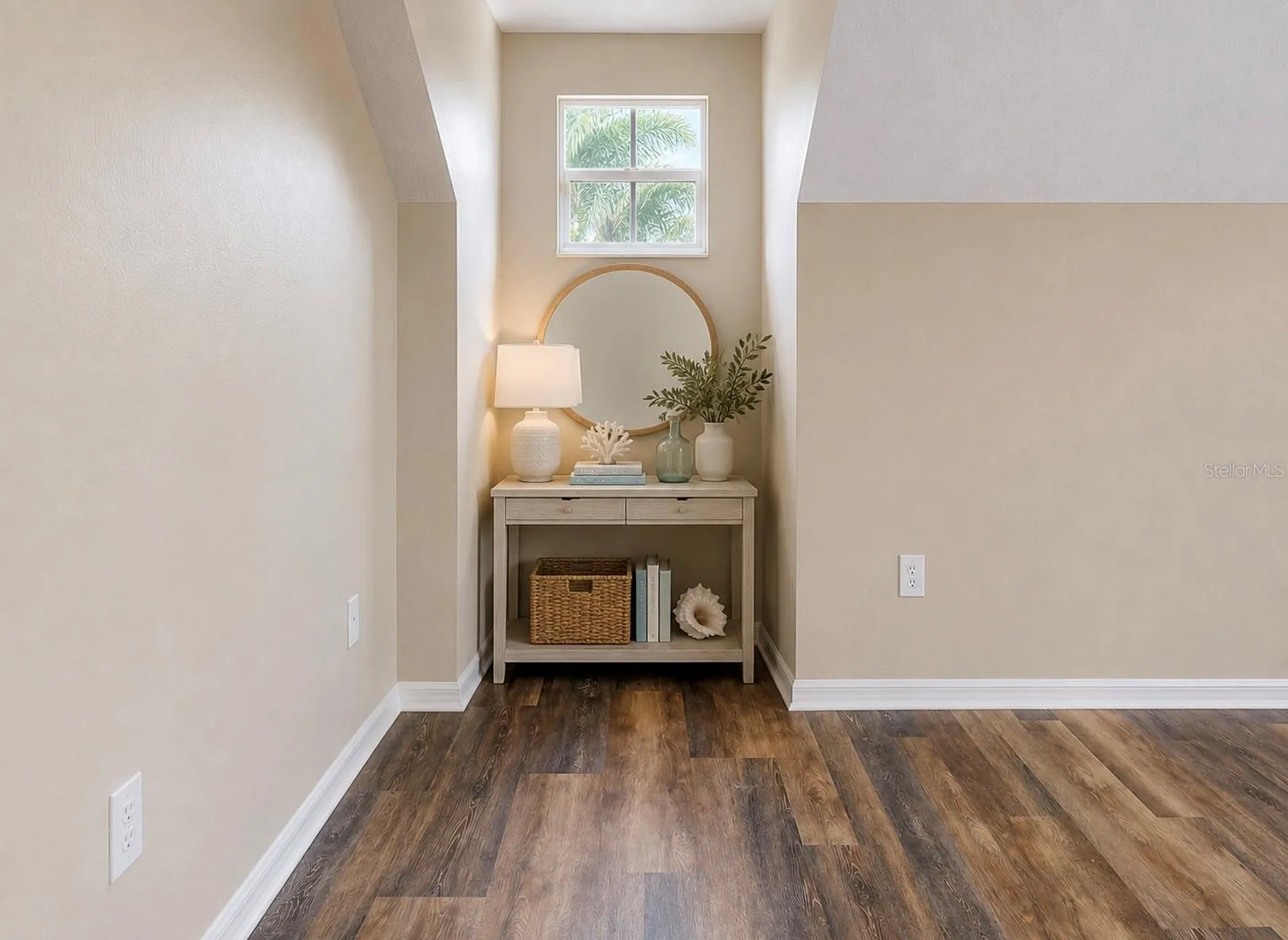 6801 Cambridge Park Drive Apollo Beach FL 33572