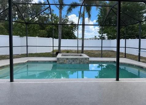 6801 Cambridge Park Drive Apollo Beach FL 33572