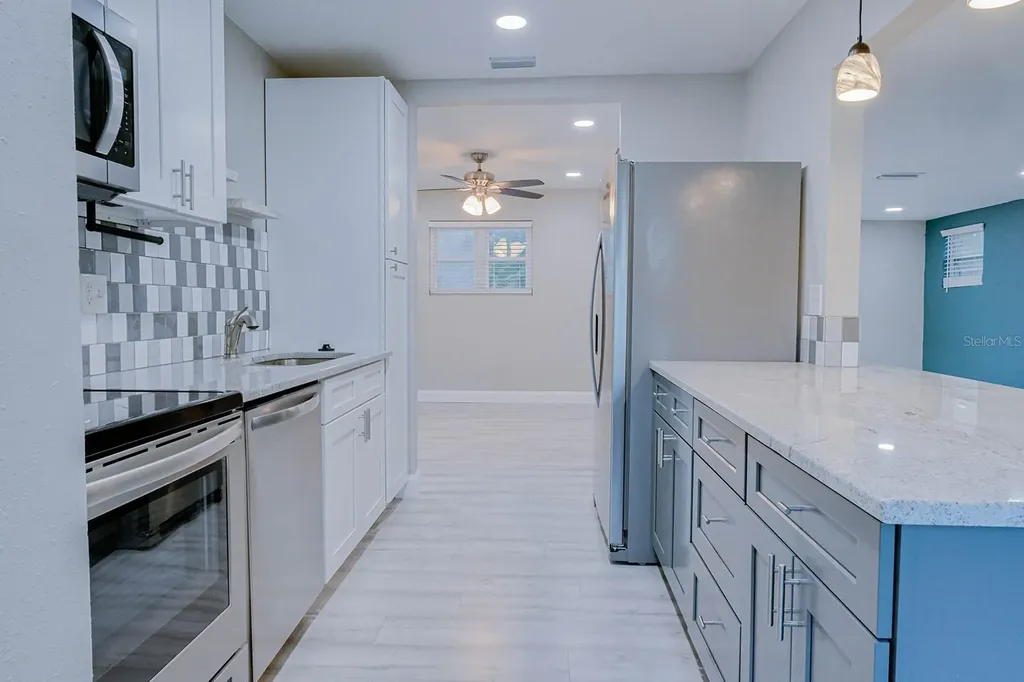 5135 Newton Avenue S Gulfport FL 33707