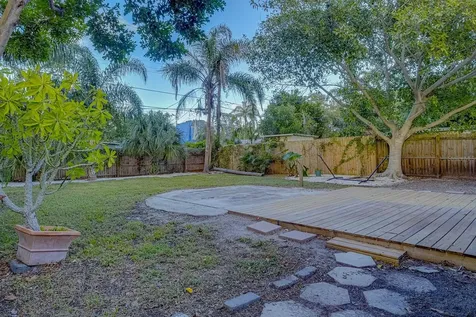 5135 Newton Avenue S Gulfport FL 33707
