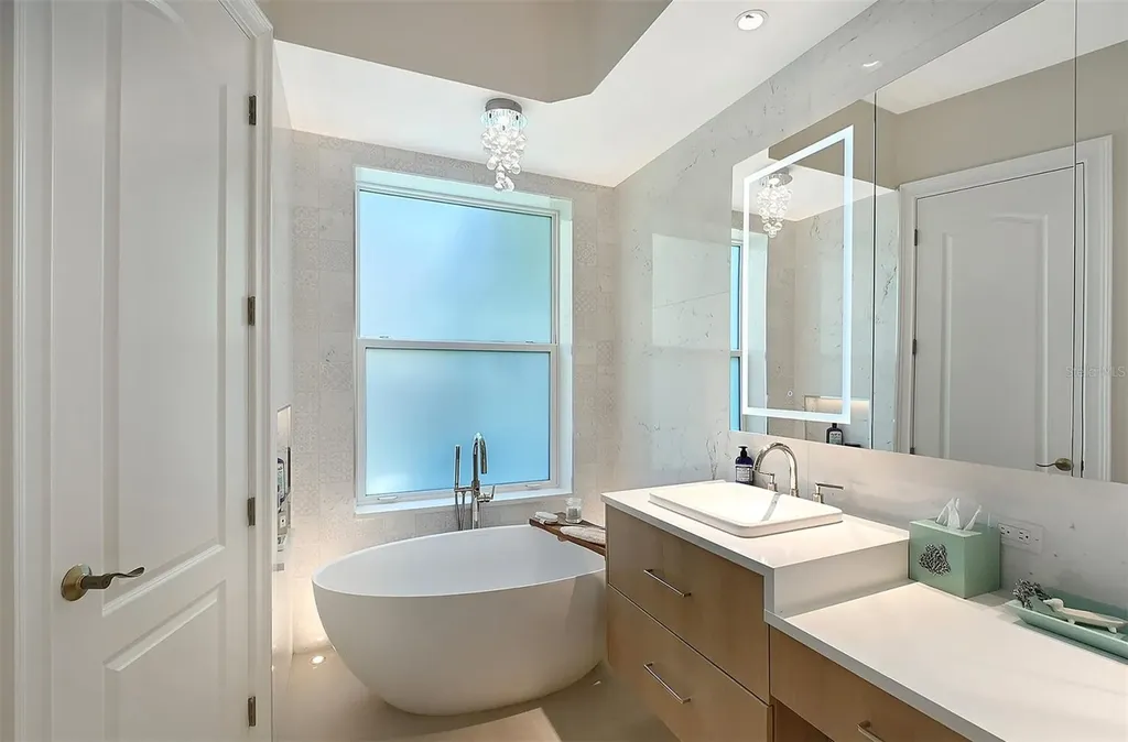 3921 Maravic Place Sarasota FL 34231