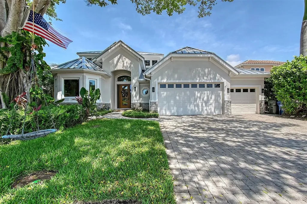 3921 Maravic Place Sarasota FL 34231