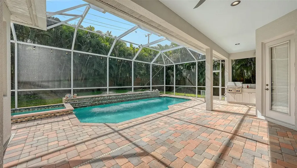 3921 Maravic Place Sarasota FL 34231