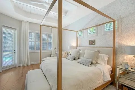 3921 Maravic Place Sarasota FL 34231
