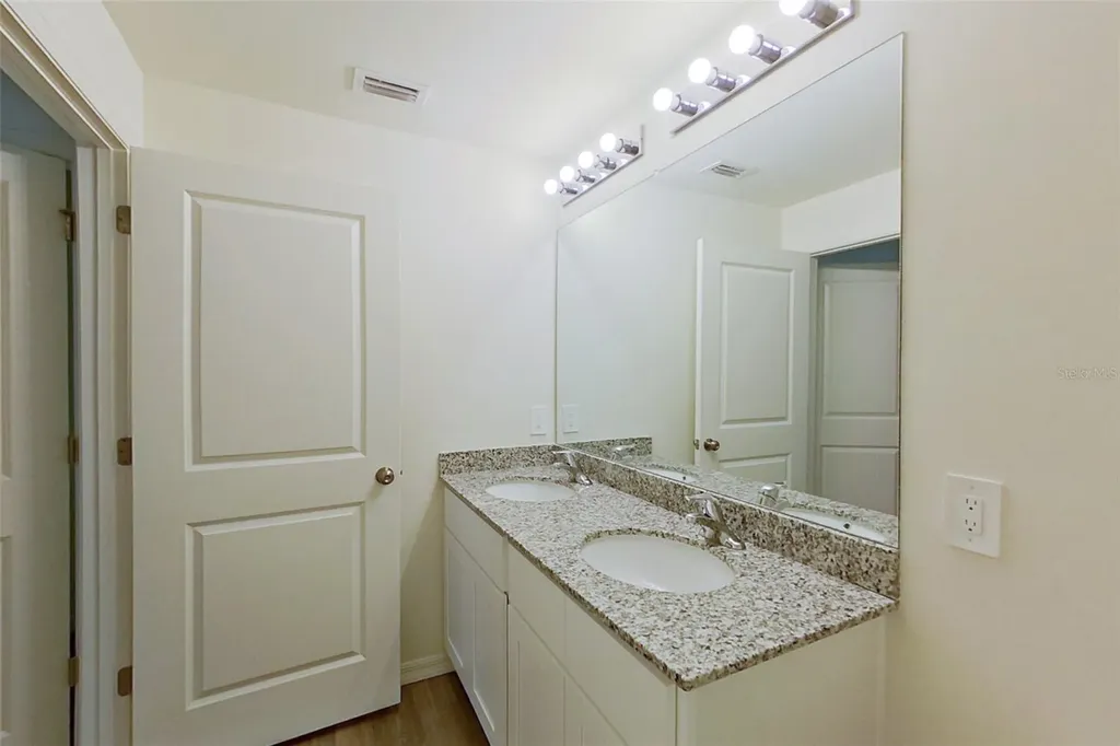 4020 Garden Boulevard Cape Coral FL 33909