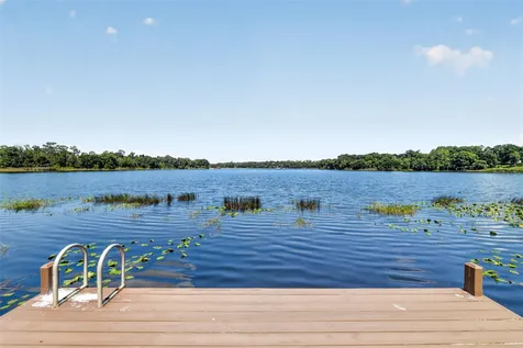 22625 Lake Seneca Road Eustis FL 32736
