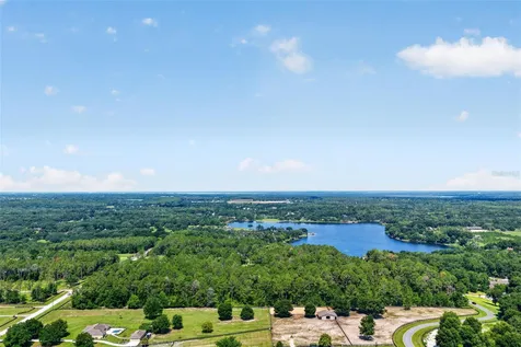 22625 Lake Seneca Road Eustis FL 32736