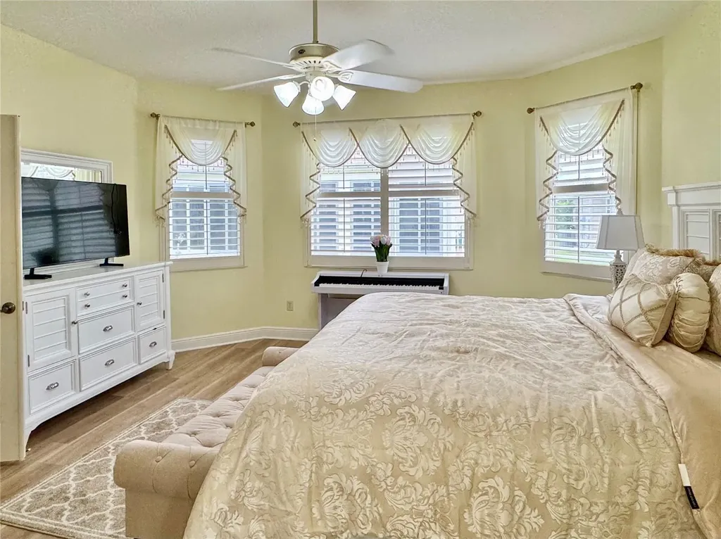 646 Murphys Estate Drive The Villages FL 32162
