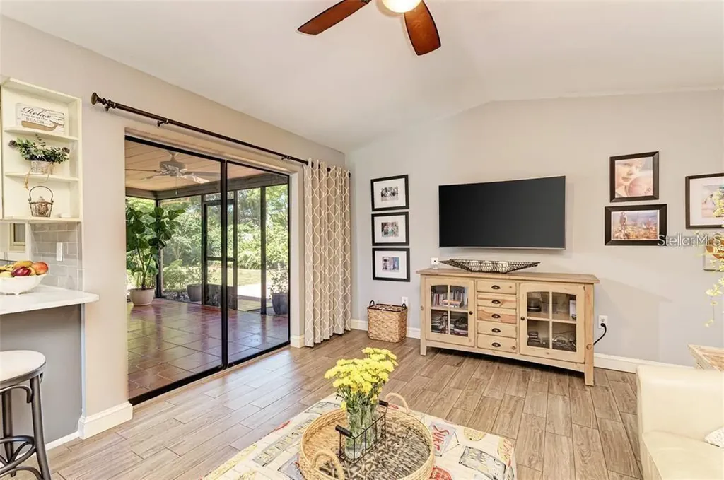 6706 22nd Avenue W Bradenton FL 34209