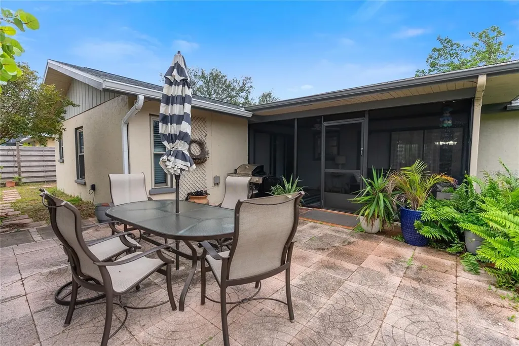 6706 22nd Avenue W Bradenton FL 34209