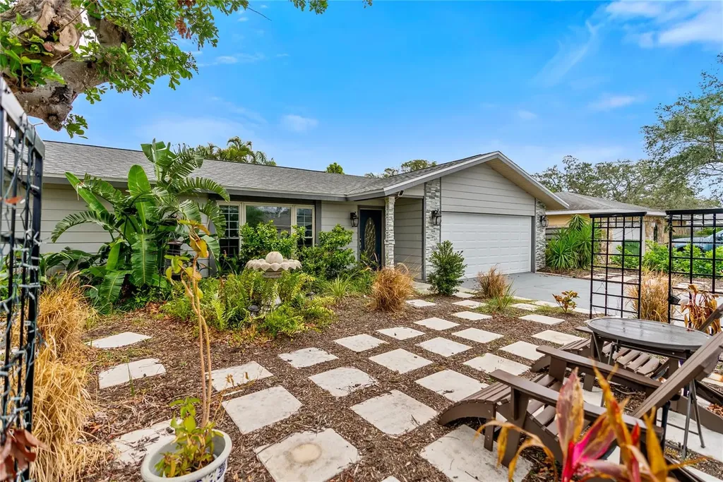 6706 22nd Avenue W Bradenton FL 34209