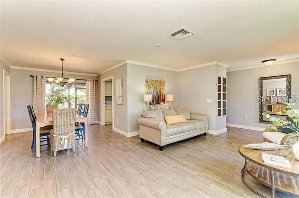 6706 22nd Avenue W Bradenton FL 34209