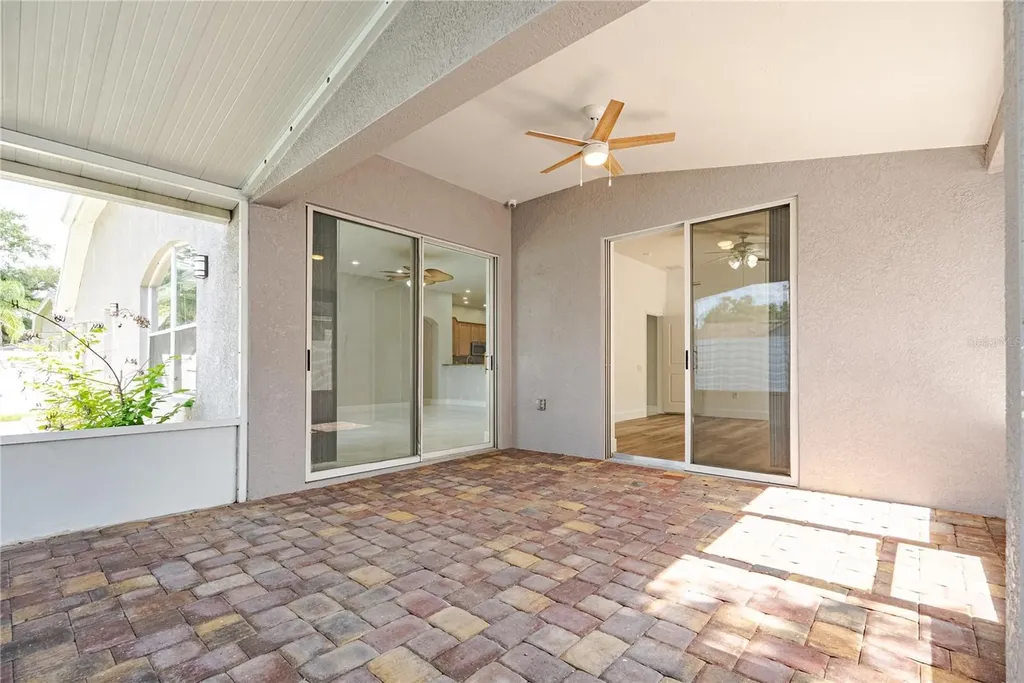 1914 Samantha Lane Valrico FL 33594