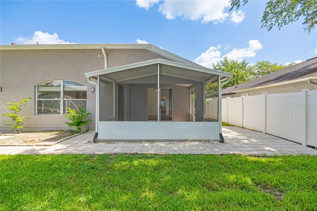 1914 Samantha Lane Valrico FL 33594