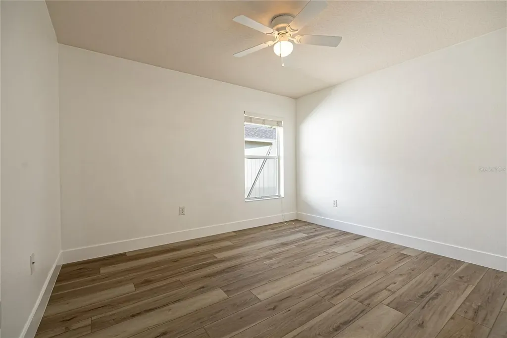 1914 Samantha Lane Valrico FL 33594