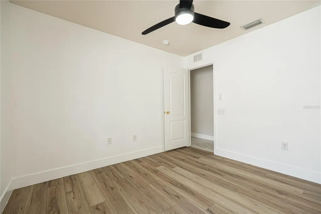 1914 Samantha Lane Valrico FL 33594