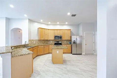 1914 Samantha Lane Valrico FL 33594