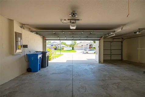 1914 Samantha Lane Valrico FL 33594