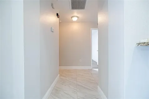 1914 Samantha Lane Valrico FL 33594