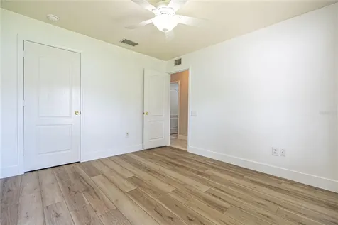 1914 Samantha Lane Valrico FL 33594