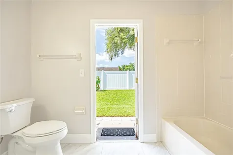 1914 Samantha Lane Valrico FL 33594