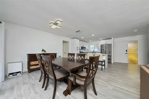 10737 Larissa Street Orlando FL 32821