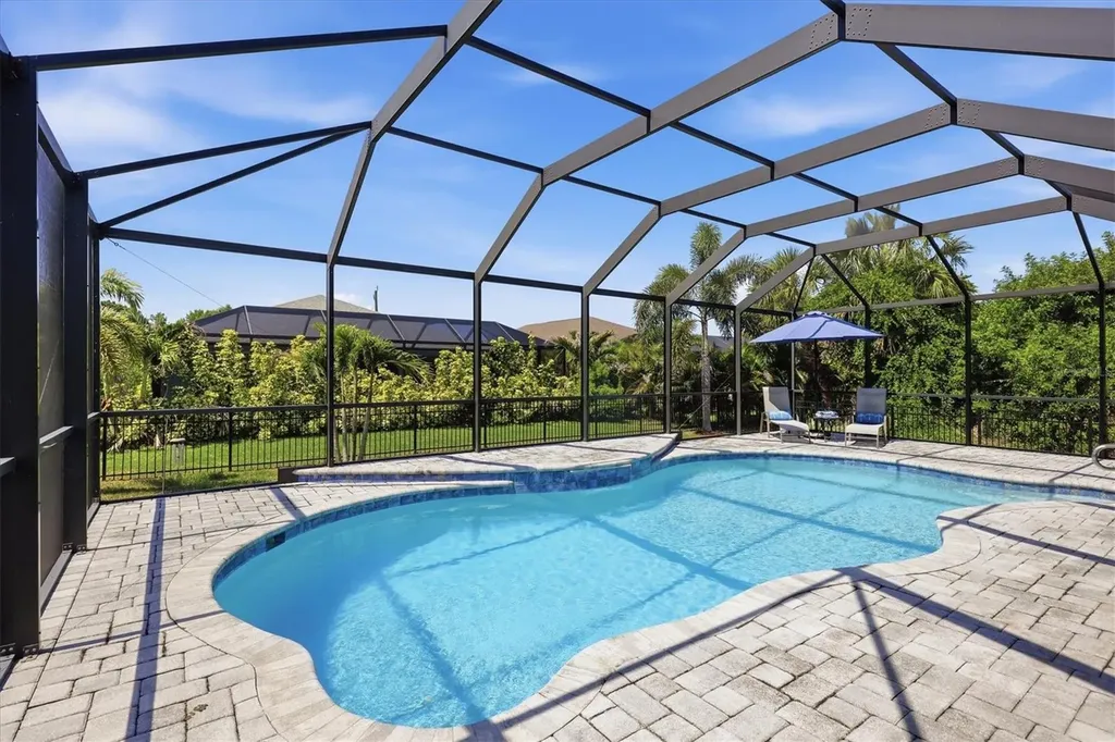233 Baytree Drive Rotonda West FL 33947