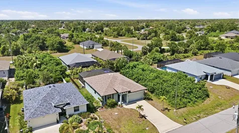 233 Baytree Drive Rotonda West FL 33947