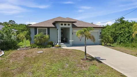 233 Baytree Drive Rotonda West FL 33947