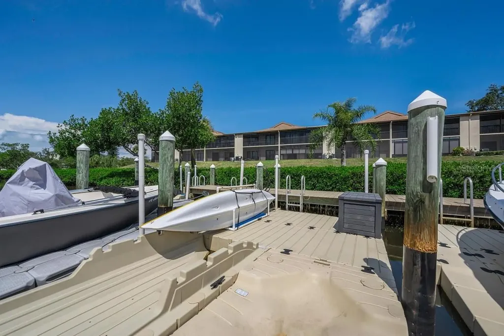 1673 Seascape Circle Tarpon Springs FL 34689