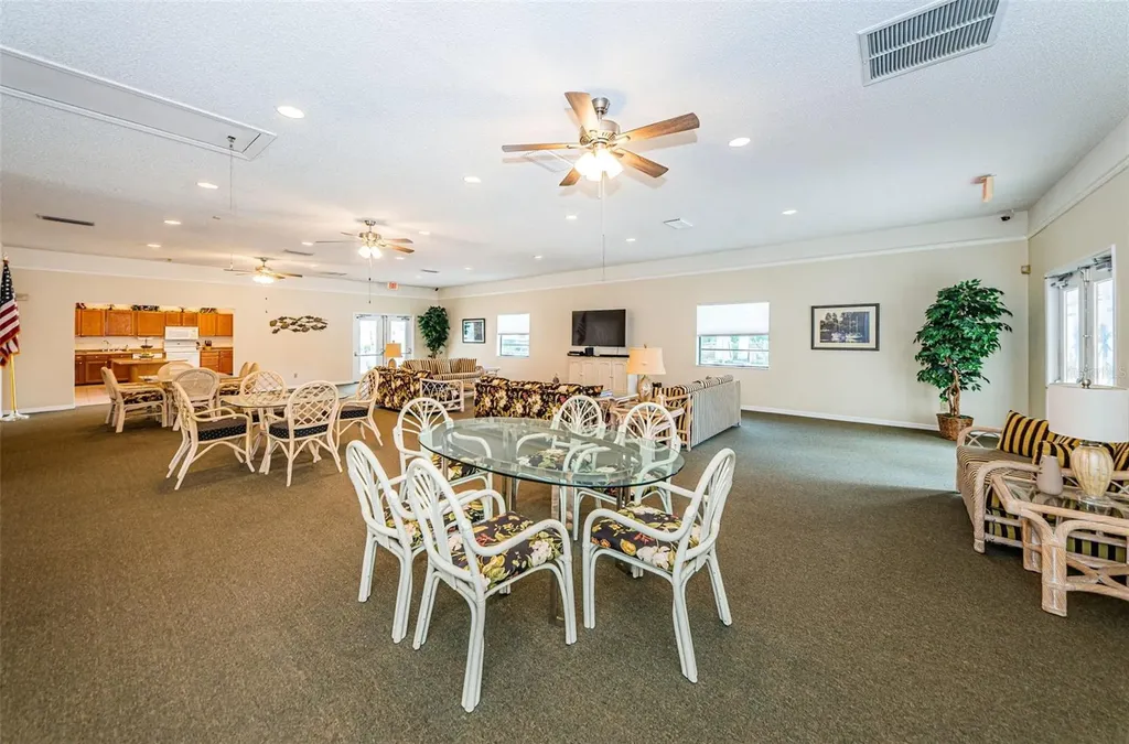 1673 Seascape Circle Tarpon Springs FL 34689
