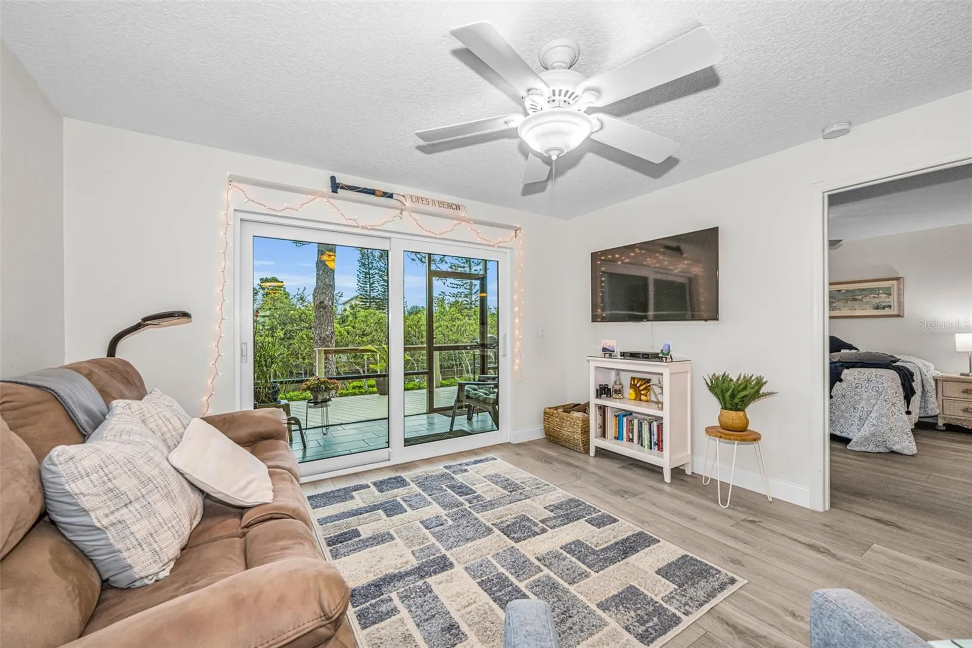 1673 Seascape Circle Tarpon Springs FL 34689