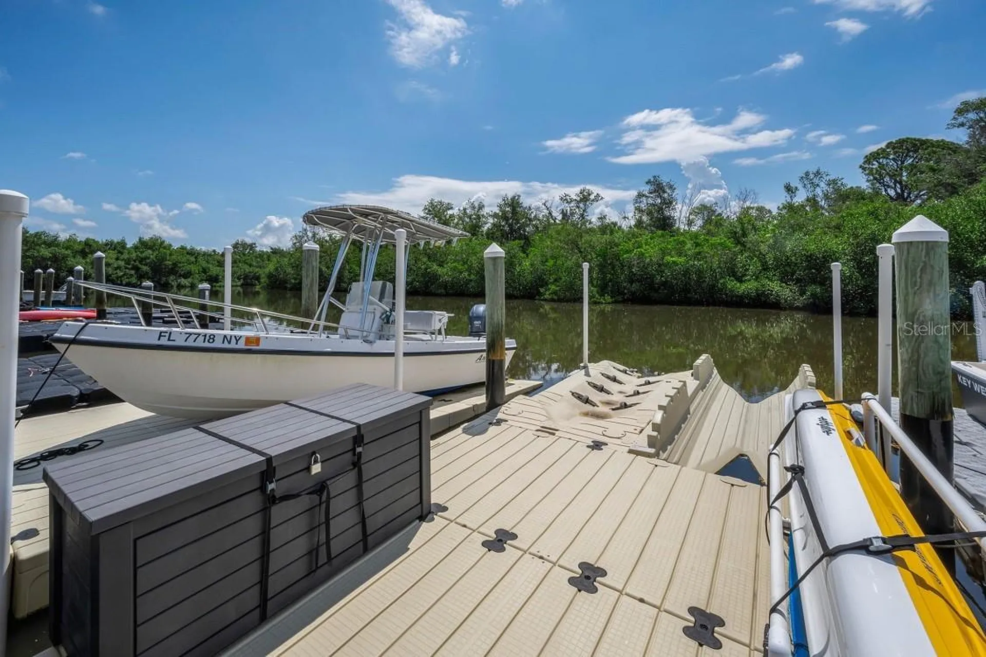 1673 Seascape Circle Tarpon Springs FL 34689