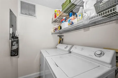 1673 Seascape Circle Tarpon Springs FL 34689