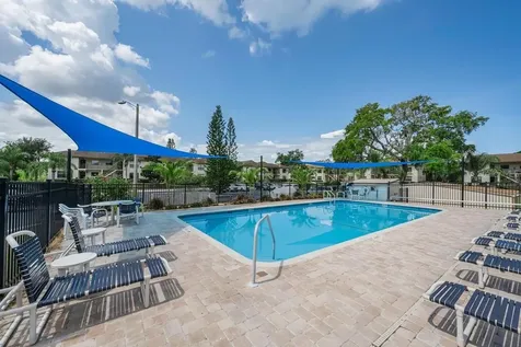 1673 Seascape Circle Tarpon Springs FL 34689
