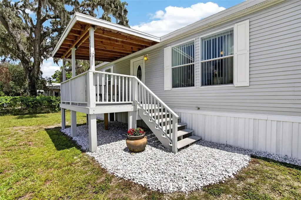 38310 Pear Court Zephyrhills FL 33542