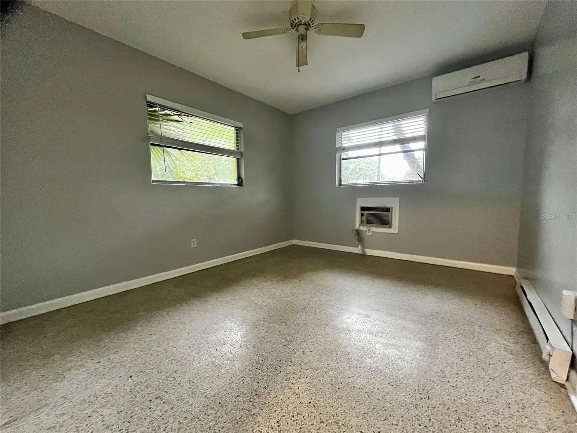 1411 Kennywood Drive Largo FL 33770