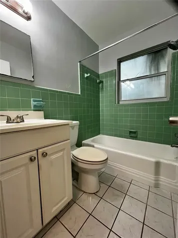 1411 Kennywood Drive Largo FL 33770