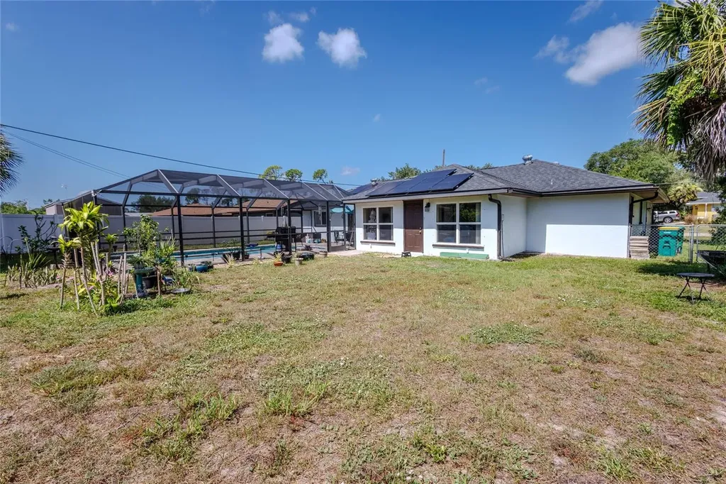 2772 Auburn Boulevard Port Charlotte FL 33948