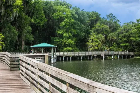 1210 N Donnelly Street Mount Dora FL 32757