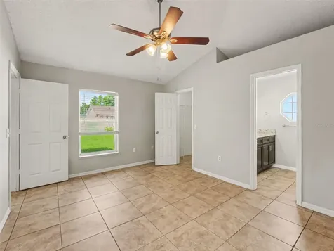 212 Canterbury Court Kissimmee FL 34758