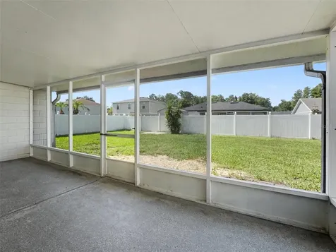 212 Canterbury Court Kissimmee FL 34758