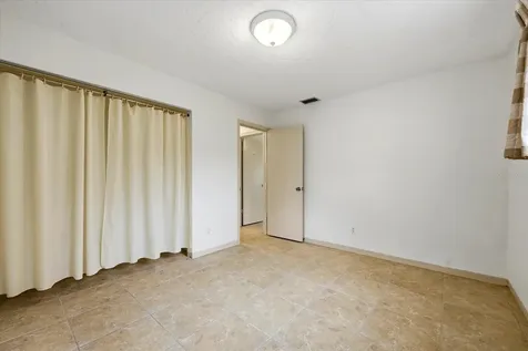 5027 1st Avenue N St Petersburg FL 33710